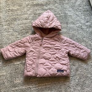 Patagonia Baby Quilted Puff Jacket, size 6-12 months. Great condition